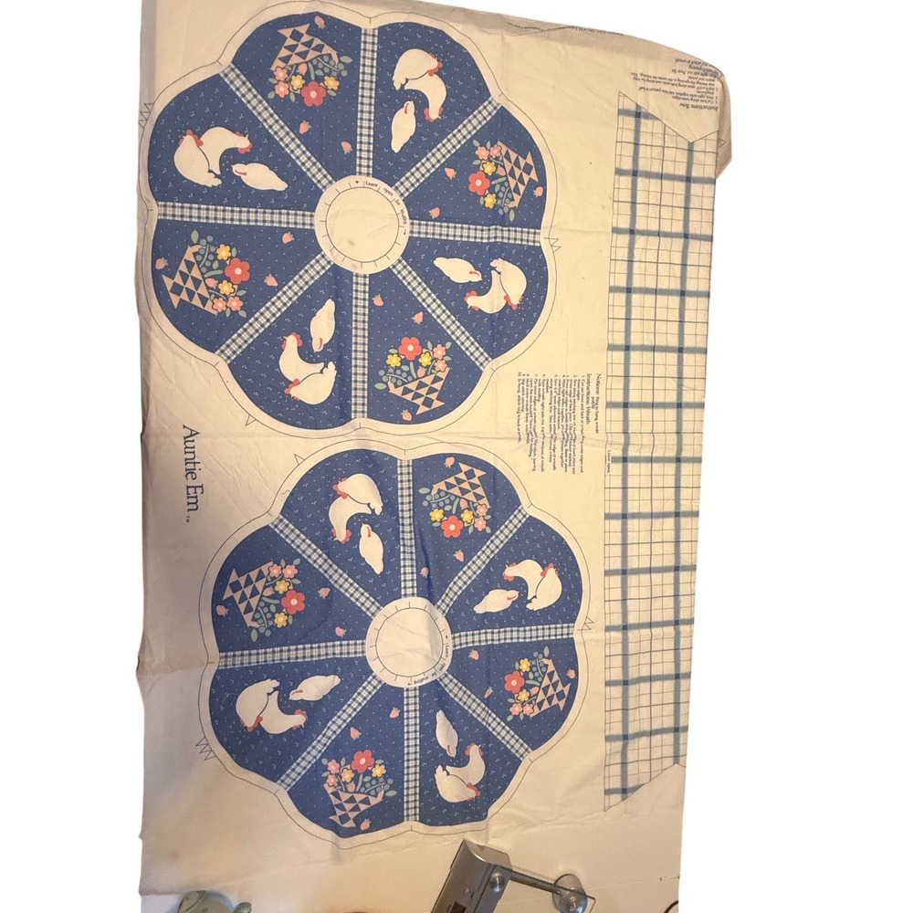 Vintage Auntie Em Cut and Sew Fabric Panel Country Chicken Wreath Blue/ Wt Plaid